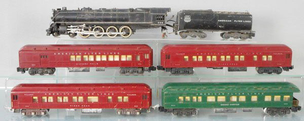 AMERICAN FLYER TRAIN SET: S ga, 336 Northern loco & tender, missing 1 signboard & rear truck, tender has 1 broken step, 953 combine, 952 Pullman, 652 Pullman, handrails worn, 954 obsv, 1 step broken, cars have mildew, C4-6.
