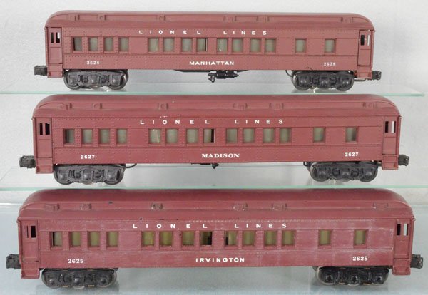 3 LIONEL MADISON CARS: O ga, 2628 Manhattan, 2627 Madison, 2625 Irvington, window inserts curling in center, C7-8.