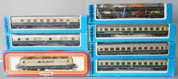 MARKLIN TRAIN SET: HO ga, 3058 electric loco w/4074 auto transport car & coaches 4091, 4093, 2 #4154, 4175, orig boxes & insert some wear, 2 have pen graffiti, C8-9.