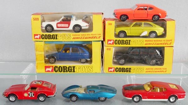 8 CORGI AUTOS (1 of 1)