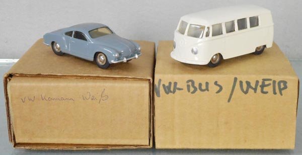 2 TIN WIZARD VOLKSWAGENS: white metal, Karmann Ghia, gray, Bus, cream, orig boxes & inserts, C9.