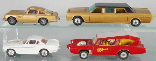 4 CORGI VEHICLES (1 of 1)