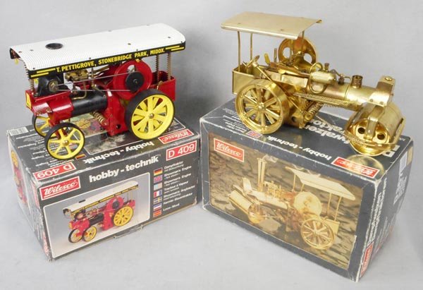 2 WILESCO STEAM ENGINES (1 of 1)