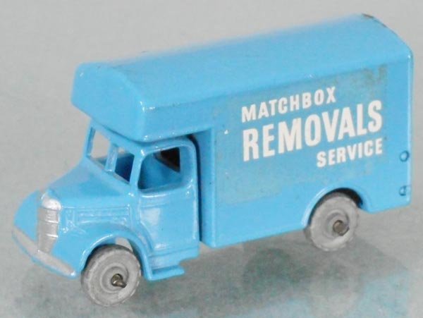 MATCHBOX 17A3 BEDFORD REMOVALS VAN (1 of 1)