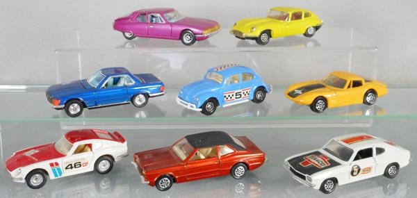 8 CORGI AUTOS (1 of 1)