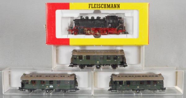 FLEISCHMANN TRAIN SET (1 of 1)