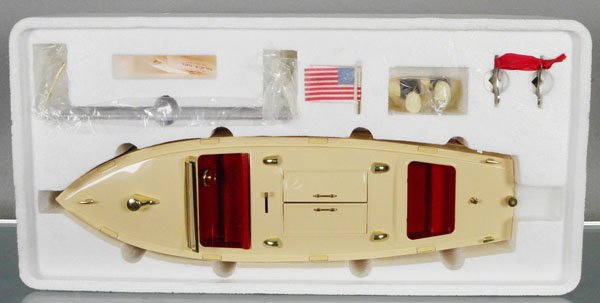 LIONEL CLASSICS 13802 44 RUNABOUT (1 of 1)