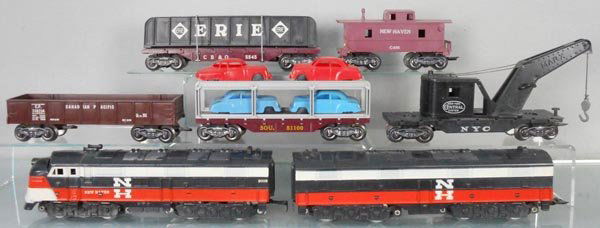 MARX 4184 TRAIN SET: O ga, New Haven diesels w/5 freight cars, orig box minor wear, C6-8.