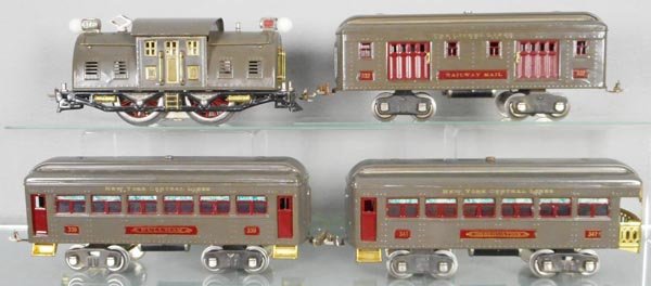 LIONEL 352 TRAIN SET: std ga, 10 loco, rewheeled, 332 baggage, 339 Pullman, 341 obsv, orig boxes & set box, some tape, C6-7.