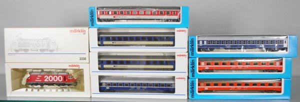 MARKLIN TRAIN SET: HO ga, 3330 electric loco w/cars 4268, 4267, 4218, 4219, 4180, 4182, 4267, orig boxes & inserts, C9.