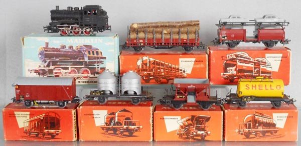 MARKLIN TRAIN SET: HO ga, 3000 tank loco w/cars 4502, 4613, 4608, 4506, 4511, lettering weak, 4610, orig boxes minor wear to worn, C7-9.