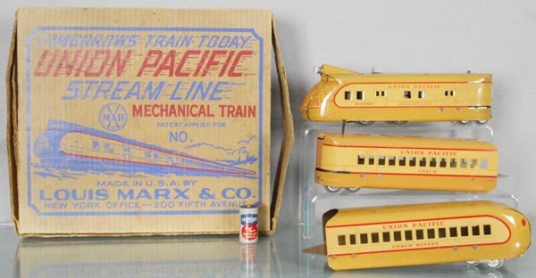 MARX UP STREAMLINED TRAIN SET (1 of 1)