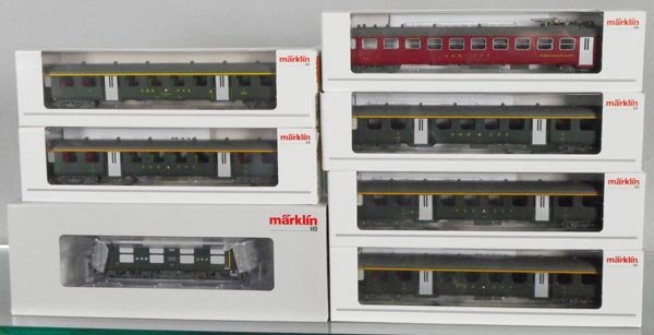 MARKLIN SWISS TRAIN SET (1 of 1)