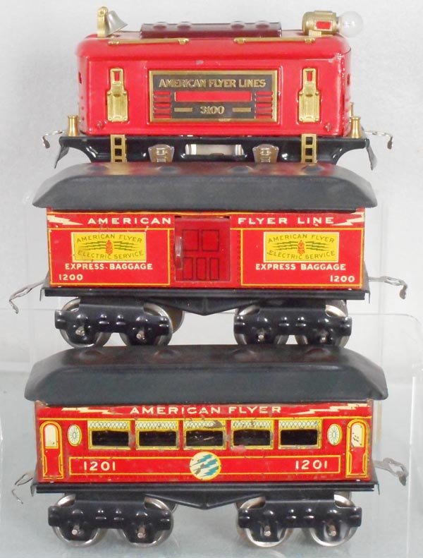 AMERICAN FLYER TRAIN SET: O ga, 3100 loco, 1200 baggage, 1201 Pullman, all restored except for litho car sides, C8.