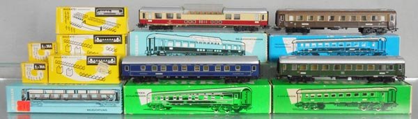 MARKLIN COACH LOT (1 of 1)