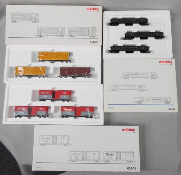 3 MARKLIN AMERICAN FREIGHT CAR SETS (1 of 1)