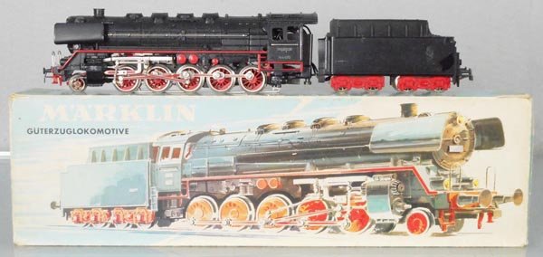MARKLIN 3027 LOCO & TENDER: HO ga, orig box & insert minor wear, C8.