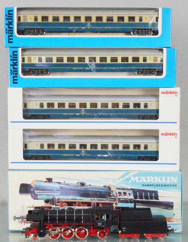 MARKLIN TRAIN SET: HO ga, 30050 loco & tender w/4 #4225 coaches, orig boxes & inserts, C9.