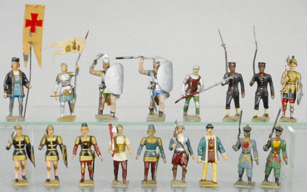 17 MIGNOT ANCIENT FIGURES (1 of 1)