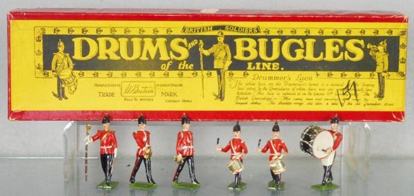 BRITAINS SET 30 DRUMS & BUGLES OF THE LINE (1 of 1)