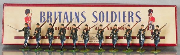 BRITAINS SET 432 GERMAN ARMY INFANTRY (1 of 1)