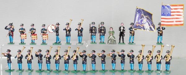 MARTIN RICHIE CIVIL WAR BAND: Sets 382 & 383, containing President & Mrs. Lincoln & 29 musicians, orig boxes minor wear, C9.