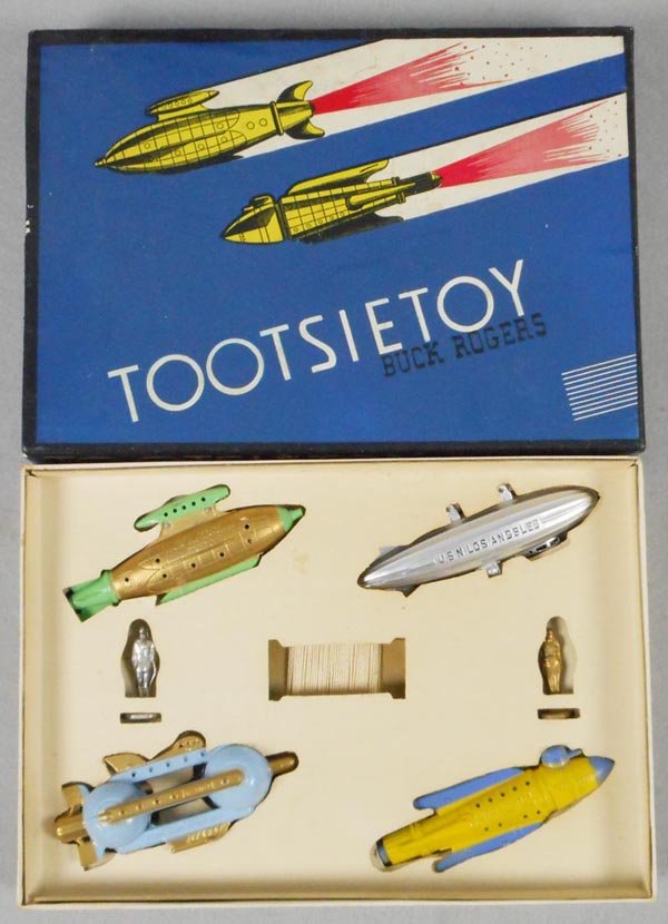 TOOTSIETOY 5450 BUCK ROGERS SET (1 of 1)