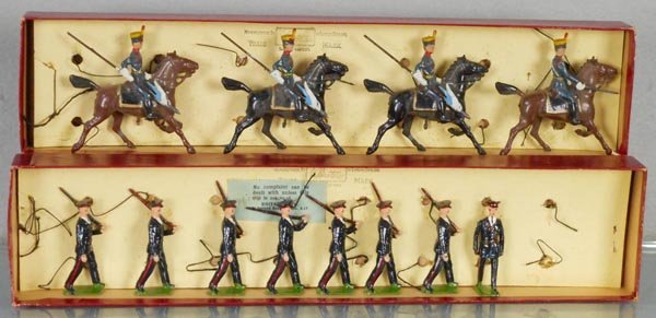 2 BRITAINS SETS (1 of 1)