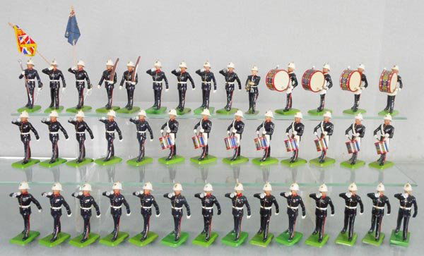 BRITAINS ROYAL MARINE DRUM & BUGLE CORPS (1 of 1)