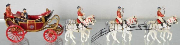 BRITAINS 2094 STATE OPEN LANDAU: missing rear set of lamps, front fender missing paint, C5-6.