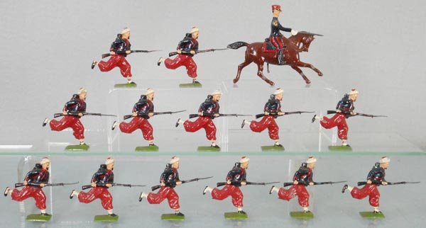 BRITAINS SET 142 FRENCH ZOUAVES (1 of 1)