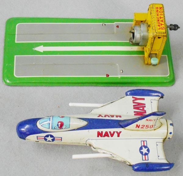 LINEMAR NAVY LAUNCHING PAD (1 of 1)