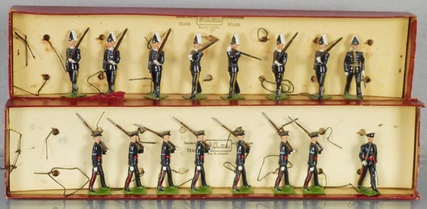 2 BRITAINS SETS (1 of 1)