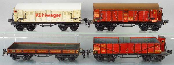 4 MARKLIN FREIGHT CARS (1 of 1)