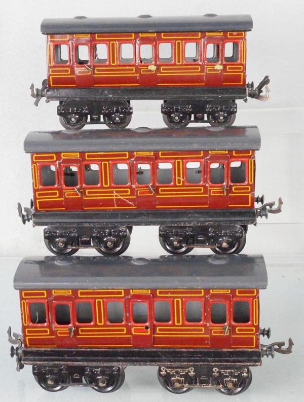 3 BING ENGLISH COACHES (1 of 1)