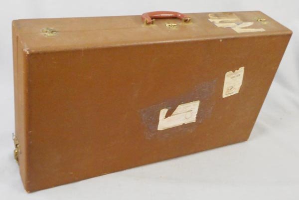 LIONEL SALESMAN SUITCASE (1 of 2)