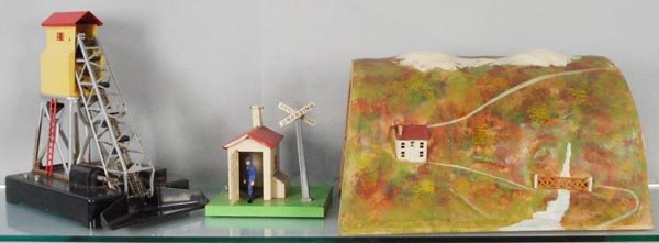 3 LIONEL ACCESSORIES (1 of 1)