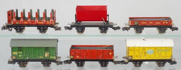 6 MARKLIN FREIGHT CARS (1 of 1)