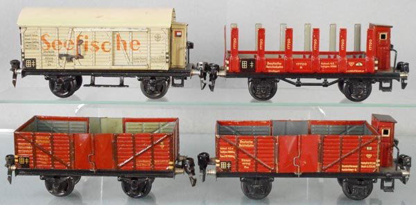 4 MARKLIN FREIGHT CARS (1 of 1)