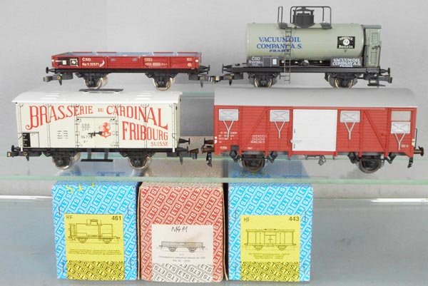 ETS & HERMANN FREIGHT CARS: O ga, 3 ETS freight cars, orig boxes, Hermann box car, C8-9.