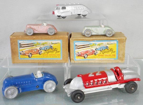 5 DIE CAST VEHICLES (1 of 1)