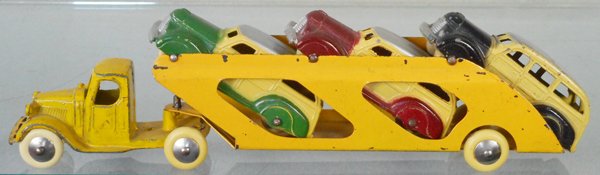TOOTSIETOY 187 AUTO TRANSPORT (1 of 1)