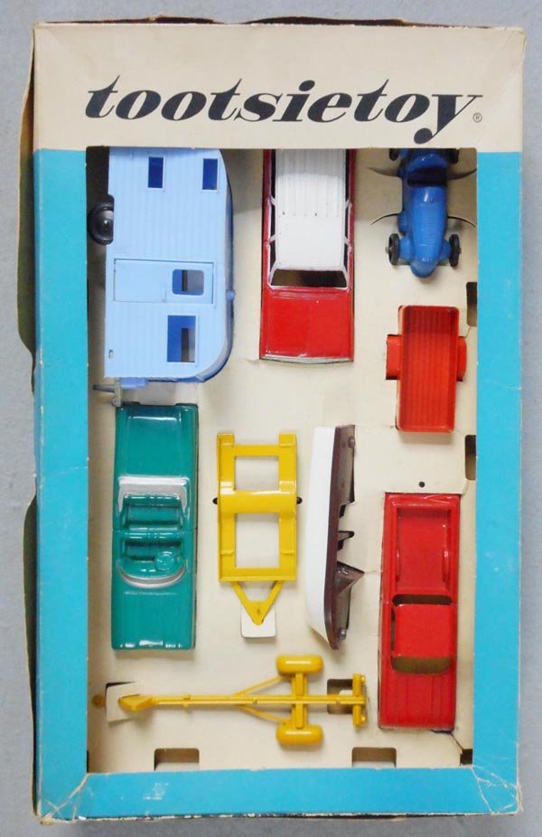 TOOTSIETOY 4335-300 CAMPING SET (1 of 1)
