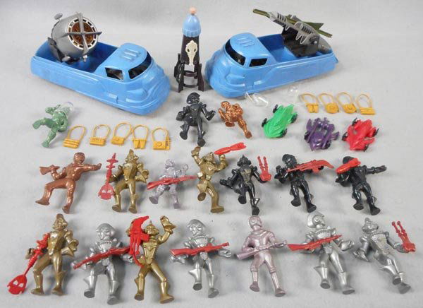 ARCHER SPACE TOYS (1 of 1)