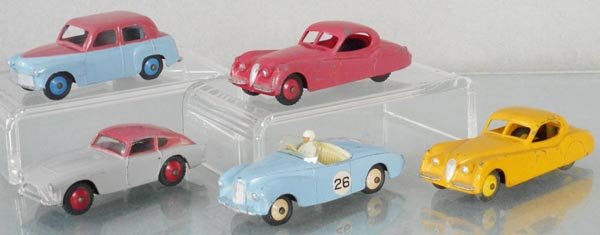 5 DINKY AUTOS (1 of 1)