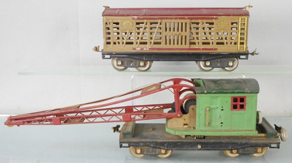 2 LIONEL FREIGHT CARS (1 of 1)