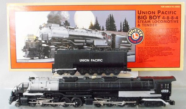 LIONEL 28029 UP BIG BOY LOCO & TENDER (1 of 1)