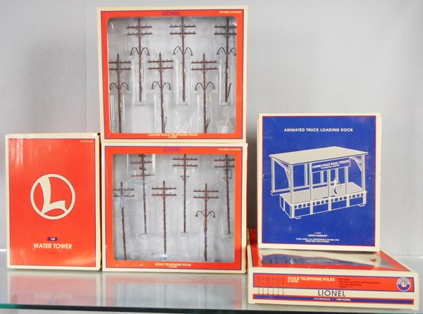 5 LIONEL ACCESSORIES (1 of 1)