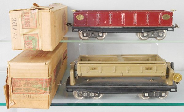 2 LIONEL FREIGHT CARS (1 of 1)