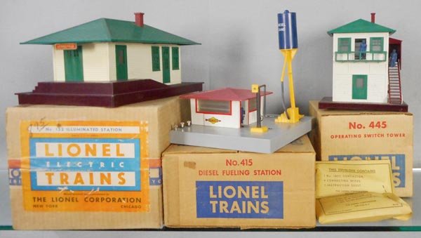 3 LIONEL ACCESSORIES (1 of 1)